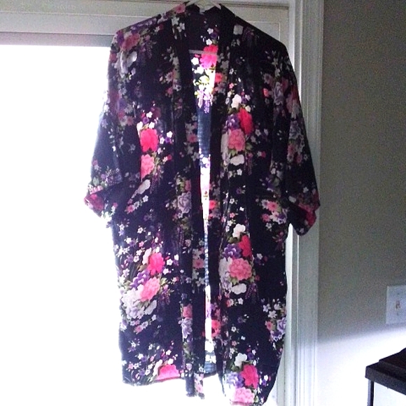Women's Floral Print Size Medium Multi Color Robe - Picture 2 of 6